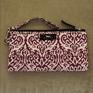 SCOUT Purple and White Damask Wristlet